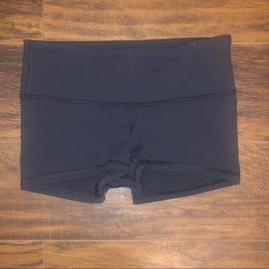 Lululemon black shorts